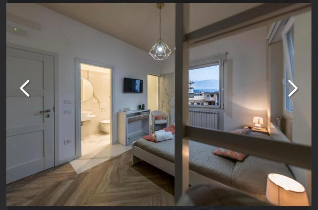 Casa Maria Al Verdi Salerno Bagian luar foto